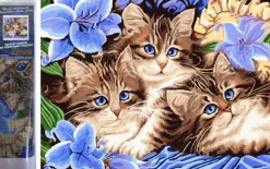 Puzzle Diamant painting: Três gatinhos em flores 30x40cm