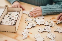 Puzzle Ka拧tiele drevené quebra-cabeça em krabi膷ke